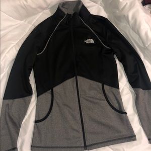 women’s north face fleece lined zip up jacket